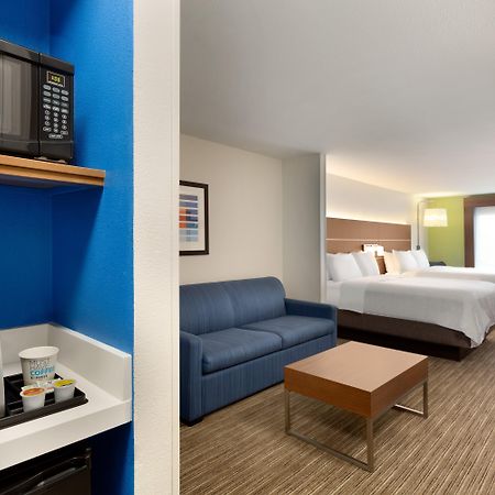Holiday Inn Express Hotel & Suites Merced, An Ihg Hotel Екстериор снимка